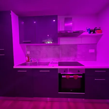 Apartamento Nuit Magique Jacuzzi, Terrasse&lit Motorisé - 008