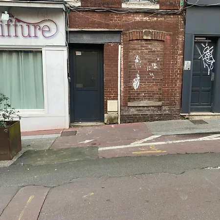 Nuit Magique Jacuzzi, Terrasse&lit Motorisé - 008